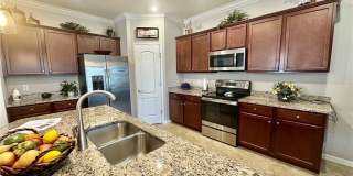 11600 Golden Oak Terrace Gallery 8