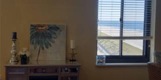 100 W Broadway unit: 7L Gallery 19