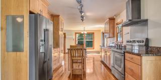 10 Fernwood Road Gallery 7