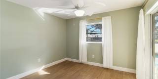 22285 WALTON AVENUE Gallery 24