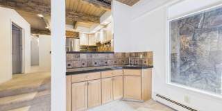 651 S Monarch Street unit: 104 Gallery 9