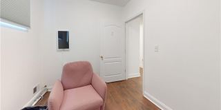 186 Hylan Boulevard Gallery 21