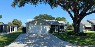 Spectacular Fully Furnished SEASONAL Home with Golf Course views and pool* Gallery 29