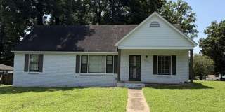4825 Rolling Fields Drive Gallery 1