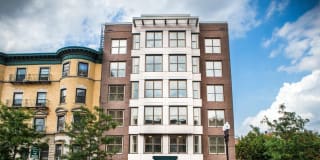 1085 Boylston Gallery 4