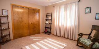 MINUTES FROM OGDEN GATE! LARGE BACKYARD! MINUTES FROM OGDEN GATE! LARGE BACKYARD! Gallery 10
