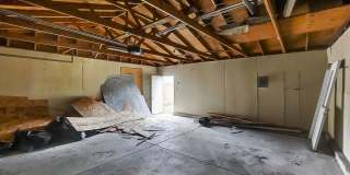 512 Troy St. Gallery 31