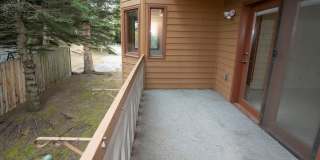 DeLong Lake Condo Gallery 20