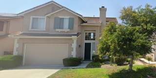 Great 2 Story 3 bed 2.5 bath near Guajome Lake in Oceanside Gallery 1