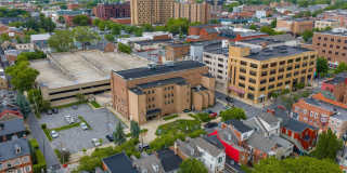 213 W CHESTNUT Street Gallery 2