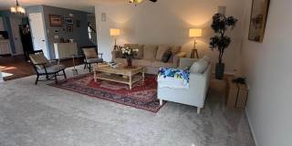 5205 Wabash River Street Gallery 10