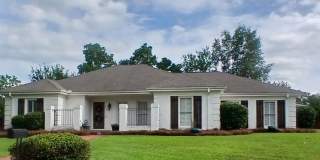 Beautiful Spacious 4 Bedroom Home In Northeast Jackson! Gallery 1
