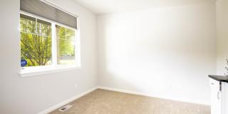 23502 77th Avenue East Gallery 6