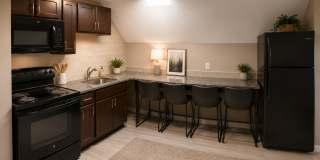1335 Hill Gallery 1