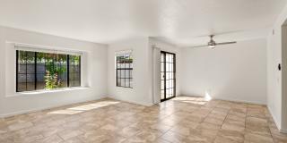 Renovated 2bed x 2.5bath Townhouse with Private Patio & 2-Car Garage Gallery 6