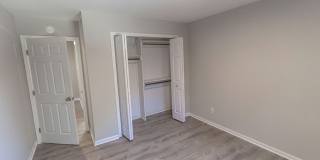 Large 3 bedroom Duplex Gallery 31
