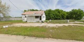 1340 N Dixon Street Gallery 1