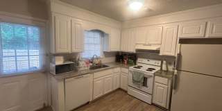Modern  2BR  1.5  Bath  Townhome  in  Harbison  – Beautifully  renovated  with  Private  Yard  &  Gym  Access Gallery 8