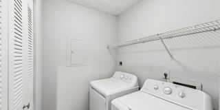 Hampton Point Gallery 13