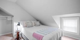 989 Union Street Gallery 38