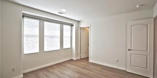 683 Huron Place Gallery 10