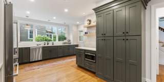 400 Quaker Lane N Gallery 3