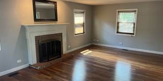 1927 Farmington Court Gallery 3