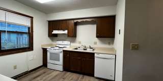 $1,995 | 4 Bedroom, 2.5 Bathroom Multi Floor Duplex | No Pets | Available for an August 1st, 2026 Move In! Gallery 8