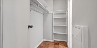 4201 CATHEDRAL AVE NW #511E Gallery 17
