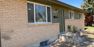 Newly Updated - Spacious 5 Bed 2 Bath Home Gallery 1