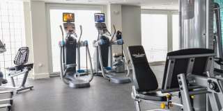 Aqua on 25th Gallery 40