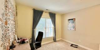 Stunning 3BD, 2.5BA Downtown Raleigh End Unit Townhome with a 1-Car Garage in a Prime Location Near NC State and Tons of Shopping & Dining Options Gallery 10