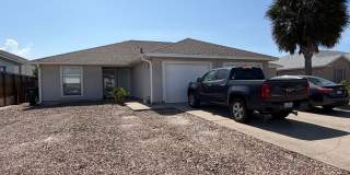 THREE BEDROOMS TWO BATH ONE STORY DUPLEX THREE BEDROOMS TWO BATH ONE STORY DUPLEX Gallery 1