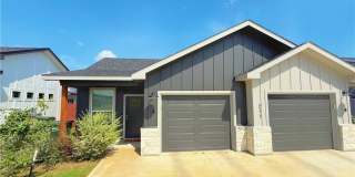 211 Riptide Road Gallery 1