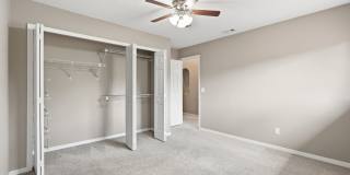 3 bedroom condo Gallery 26