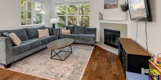 3 Bed/ 2.75 Bath Townhome in Lynwood Gallery 5