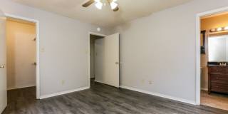 511 Sanders Lane Gallery 8
