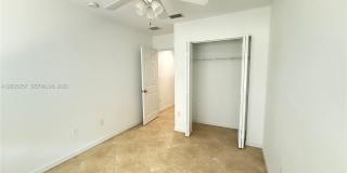 1000 Palm Trl Gallery 16