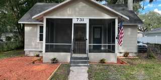 731 Washington Street Gallery 1