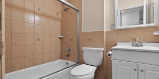 Charming 3BR Duplex in Poughkeepsie Gallery 3