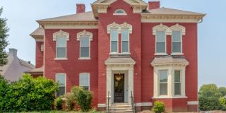 305 Main St Gallery 1