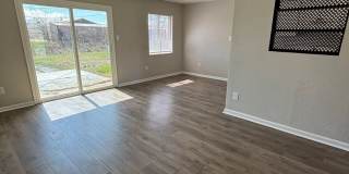 1800 Fairlane-Move In Ready! 1800 Fairlane-Move In Ready! Gallery 4