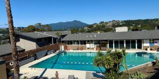 BEAUTIFUL UPPER 3BD/2BA UNIT PLUS BONUS ROOM. TIBURON CONDO. MT.TAM VIEWS! Gallery 4