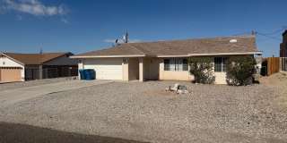 Beautiful Centrally Located 3-Bedroom Home on a Quiet Cul-de-Sac Gallery 1