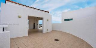 3131 NE 188th St Gallery 77