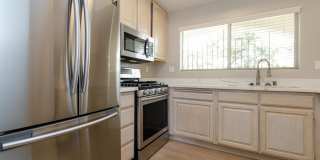 1228-1230 Wellesley Gallery 6