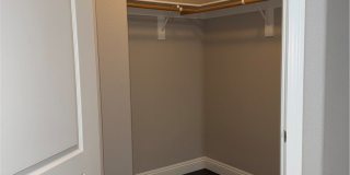32 E SERENE Avenue Gallery 17