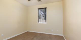 Gorgeous Single Story in a Golf Course Gallery 25