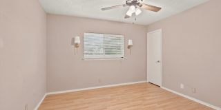 2410 Cedar Gallery 14