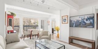 916 E Hopkins Avenue unit: 204 Gallery 1